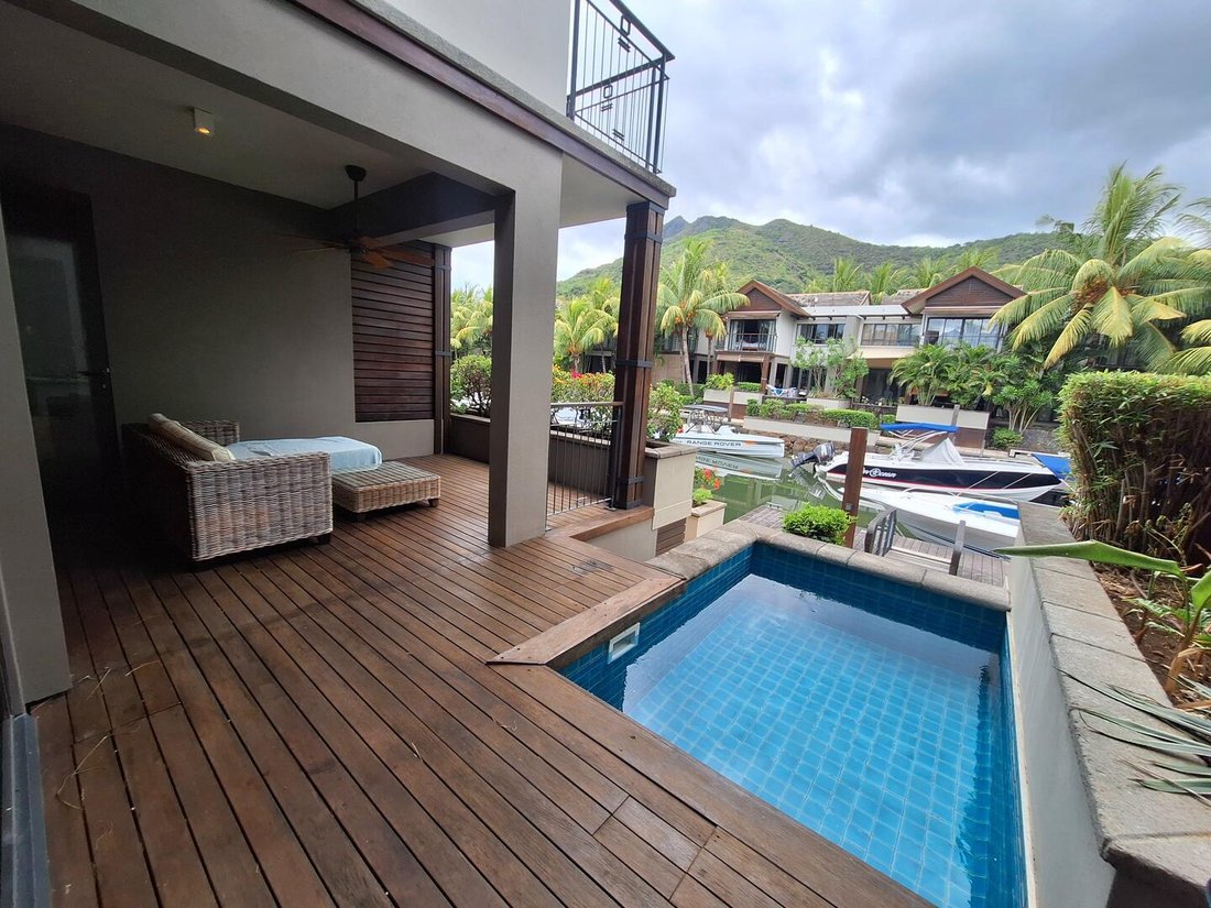 Apartment in Grande Riviere Noire, Rivière Noire District, Mauritius 1 - 15150446