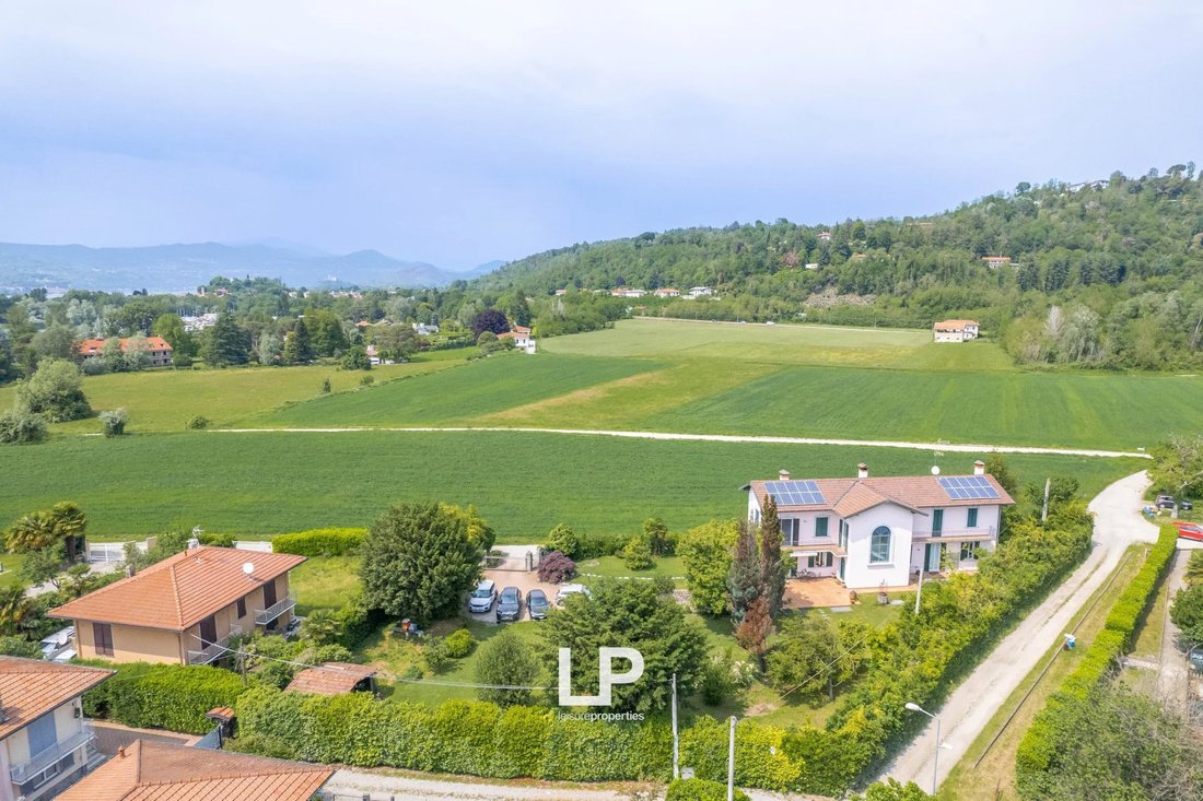 Villa in Sesto Calende, Lombardy, Italy 5 - 13027786