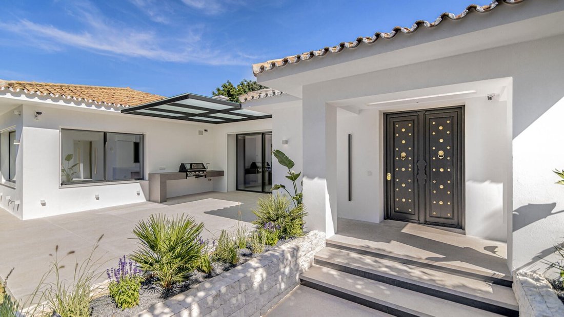 Villa in Marbella, Andalusien, Spanien 2 - 15158307