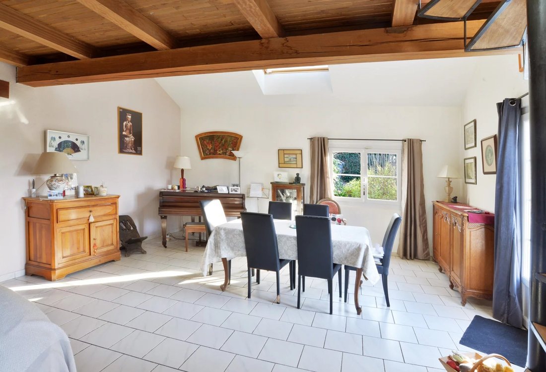 House in Crosne, Ile-de-France, France 3 - 15158287