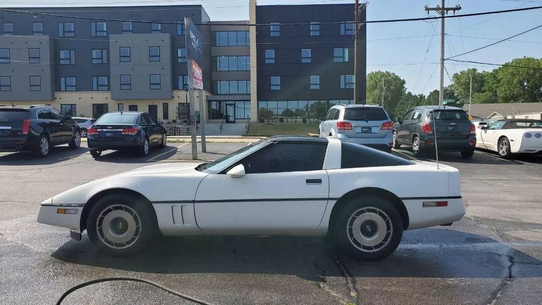 Coupe in Green Bay, WI, United States 2 - 14619738