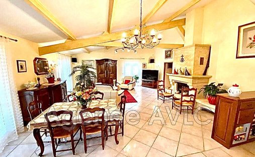 Villa a Arles, Provenza-Alpi-Costa Azzurra, Francia 1