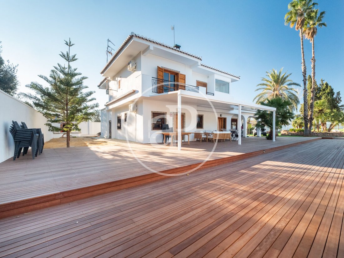 Villa in Manises, Valencian Community, Spain 2 - 15158417