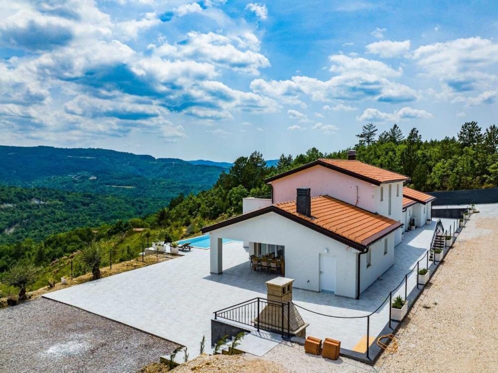 Villa in Opcina Cerovlje, Istria County, Croatia 2 - 12523273
