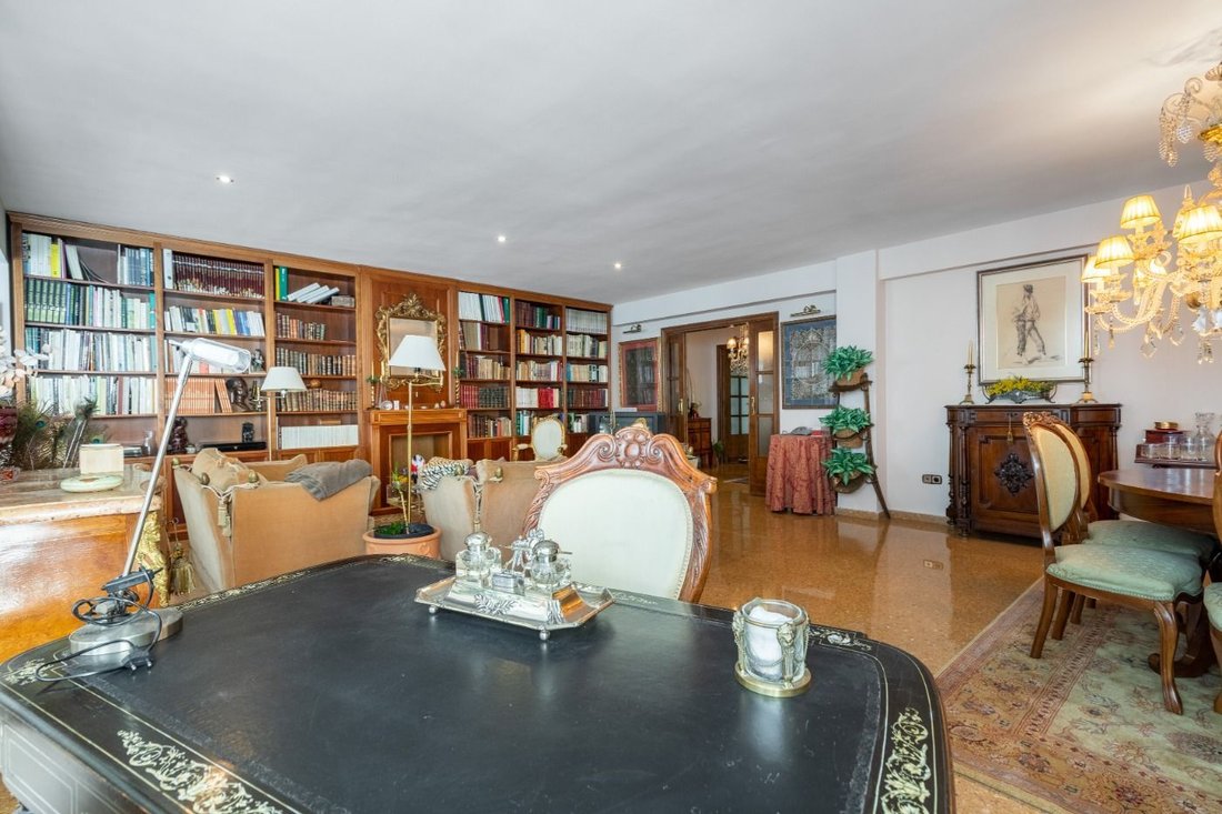 Apartment in Valencia, Valencian Community, Spain 1 - 15155610