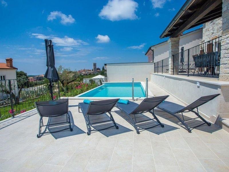 Villa in Sveti Lovrec Pazenaticki, Istria County, Croatia 3 - 11797095