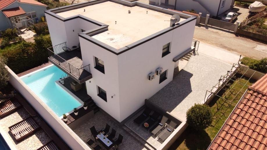 Villa in Grad Pula, Istria County, Croatia 2 - 11879299