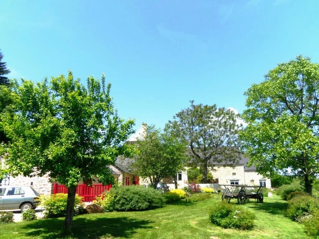 House in Saint-Saulge, Bourgogne – Franche-Comté, France 3 - 14446278