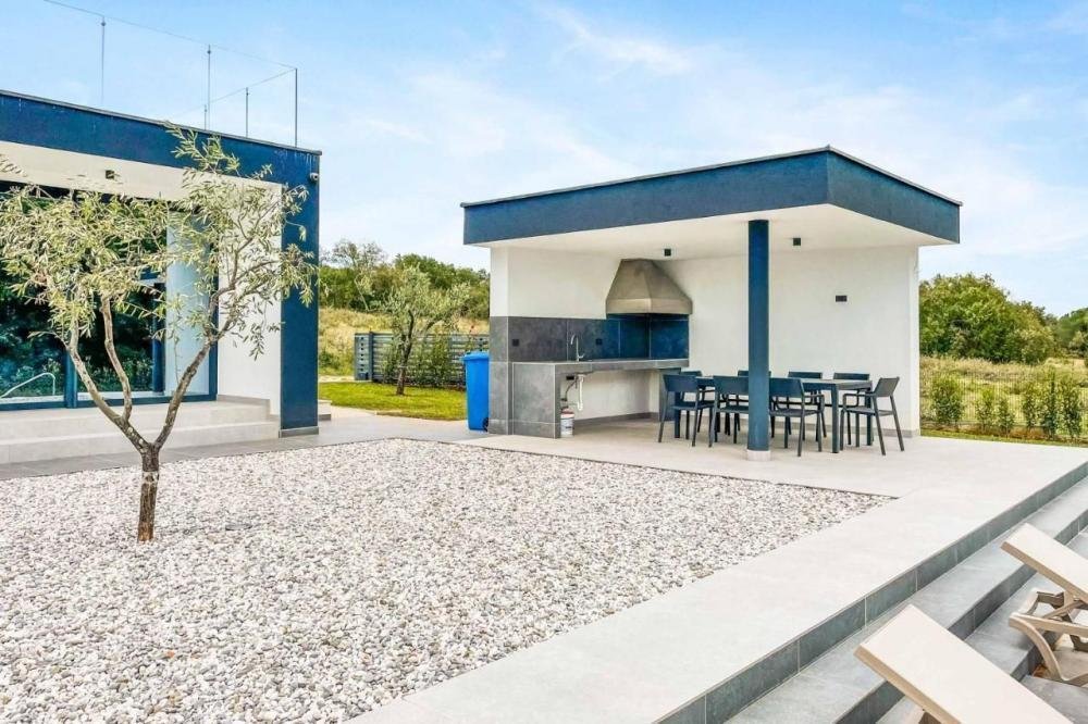 Villa in Kastelir, Istria County, Croatia 4 - 12179240