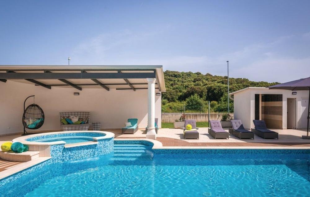 Villa en Grad Pula, Istria, Croacia 4 - 11970662