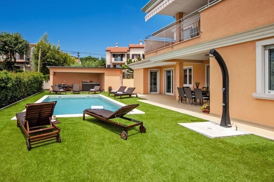 Villa in Rovinjsko Selo, Istria County, Croatia 5 - 12950832