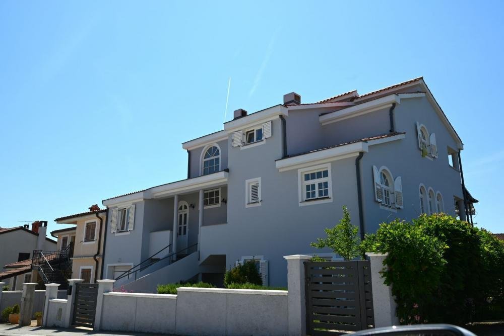 Villa in Vinkuran, Istria County, Croatia 2 - 11982960