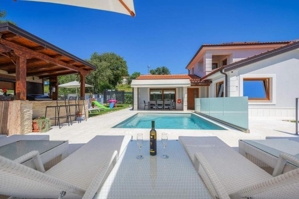 Villa in Nova Vas, Istria County, Croatia 2 - 12124064