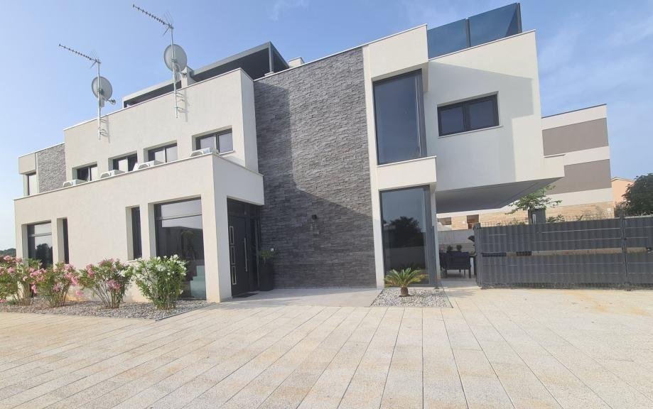Villa in Grad Pula, Istria County, Croatia 4 - 14008543