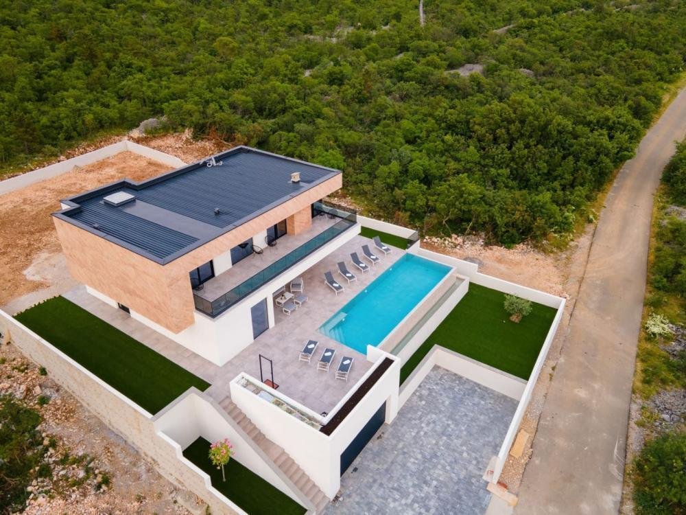 Villa in Grad Crikvenica, Primorje-Gorski Kotar County, Croatia 2 - 13882529