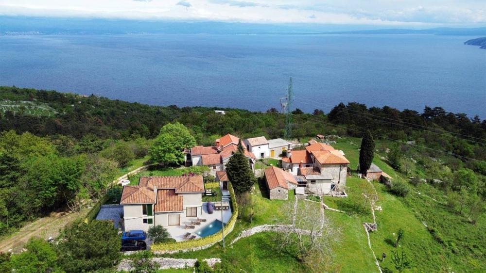 Villa in Opcina Moscenicka Draga, Primorje-Gorski Kotar County, Croatia 2 - 13882561