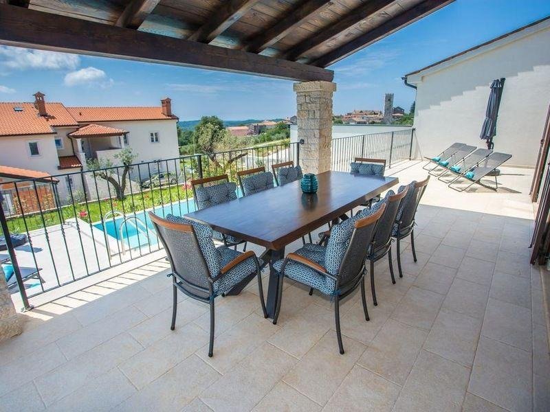 Villa in Sveti Lovrec Pazenaticki, Istria County, Croatia 4 - 11797095