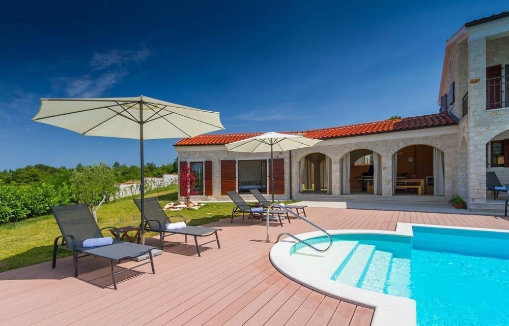 Villa in Porec, Istria County, Croatia 2 - 11982949