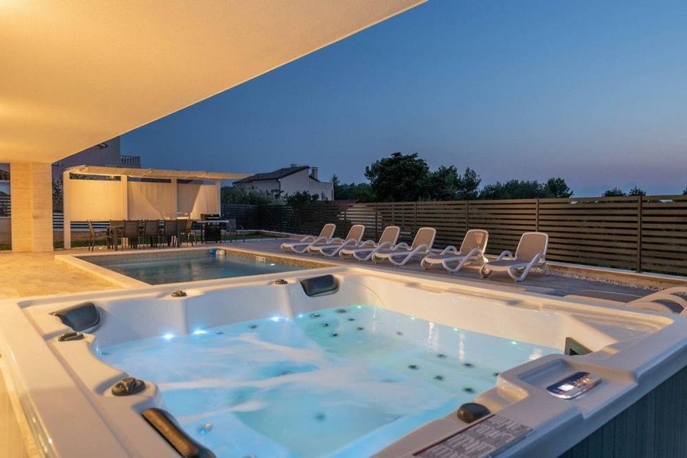 Villa in Premantura, Istria County, Croatia 5 - 12134038