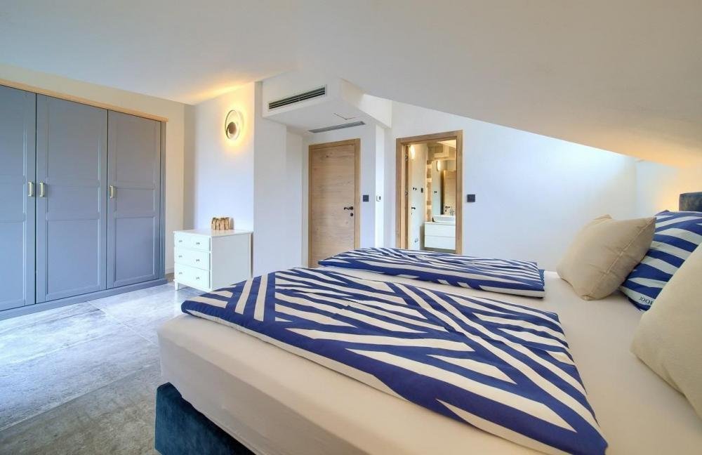 Villa in Cres, Primorje-Gorski Kotar County, Croatia 5 - 13882699