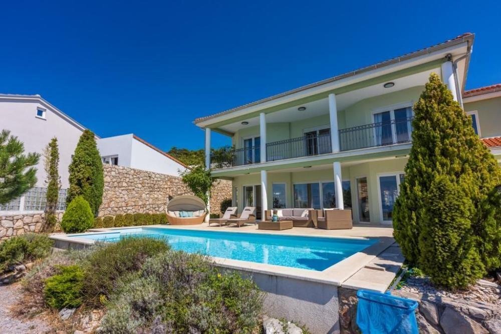 Villa in Grad Crikvenica, Primorje-Gorski Kotar County, Croatia 2 - 13339529