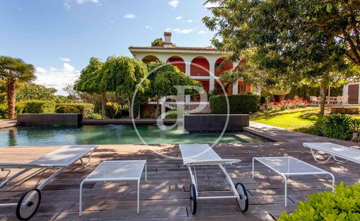 Villa in Chiva, Valencian Community, Spain 1