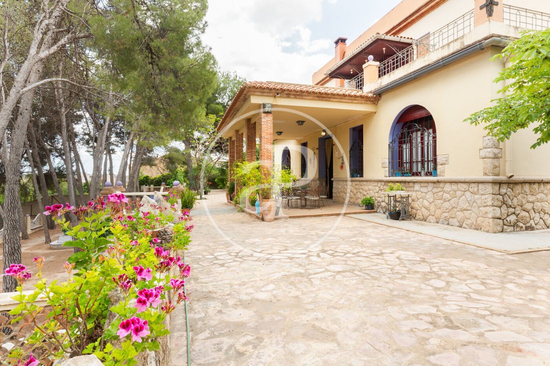 Villa in Bunol, Valencian Community, Spain 2 - 15158609