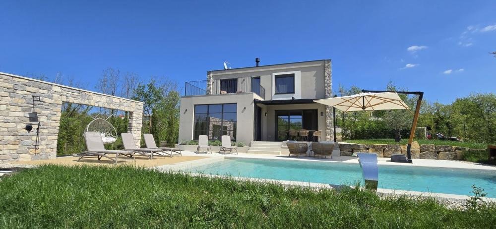 Villa in Karojba, Istria County, Croatia 2 - 14098231
