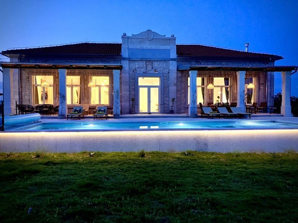 Villa in Vizinada, Istria County, Croatia 2 - 13220948
