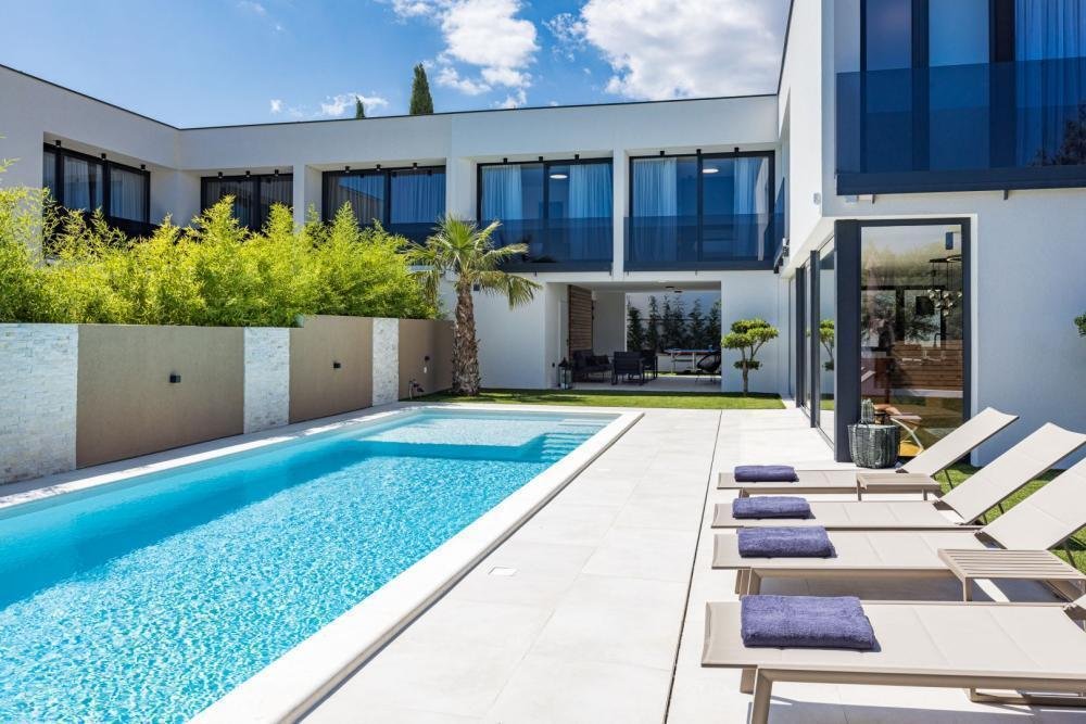 Villa in Medulin, Istria County, Croatia 3 - 13392883