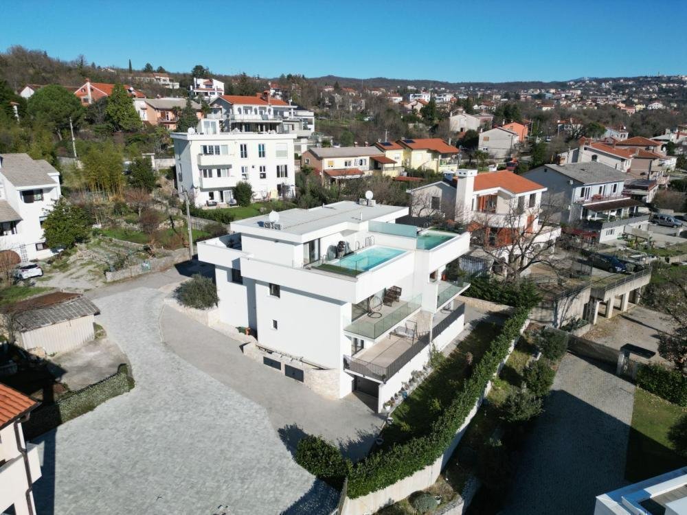 Villa in Grad Opatija, Primorje-Gorski Kotar County, Croatia 4 - 13882540