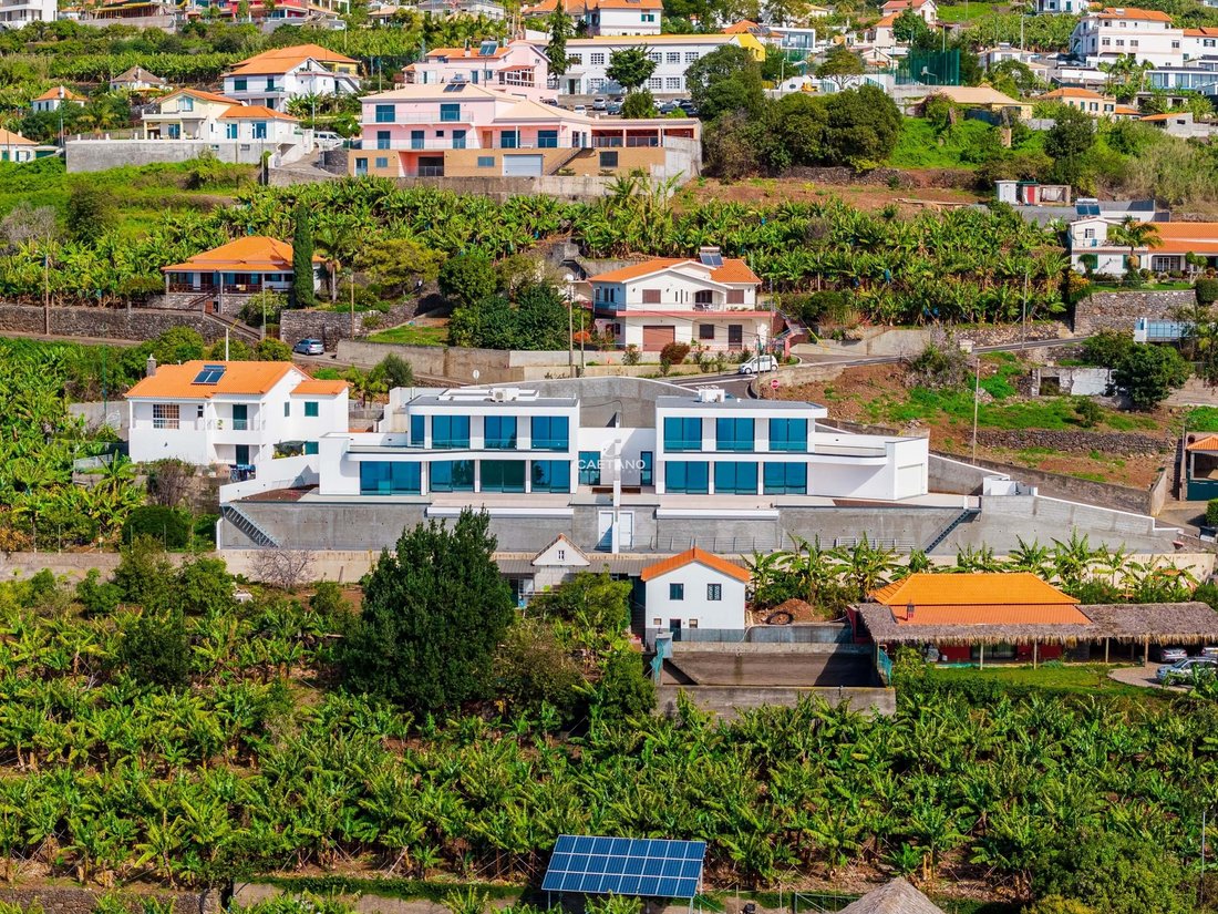 Villa in Arco Da Calheta, Madeira, Portugal 5 - 15120975