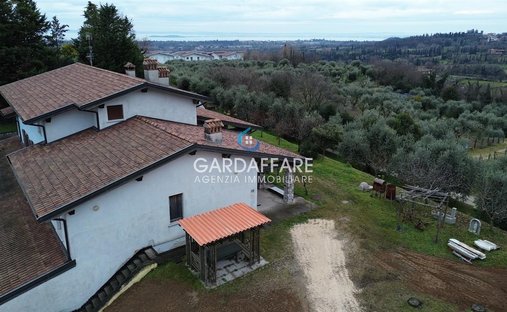 Country House in Polpenazze del Garda, Lombardy, Italy 1