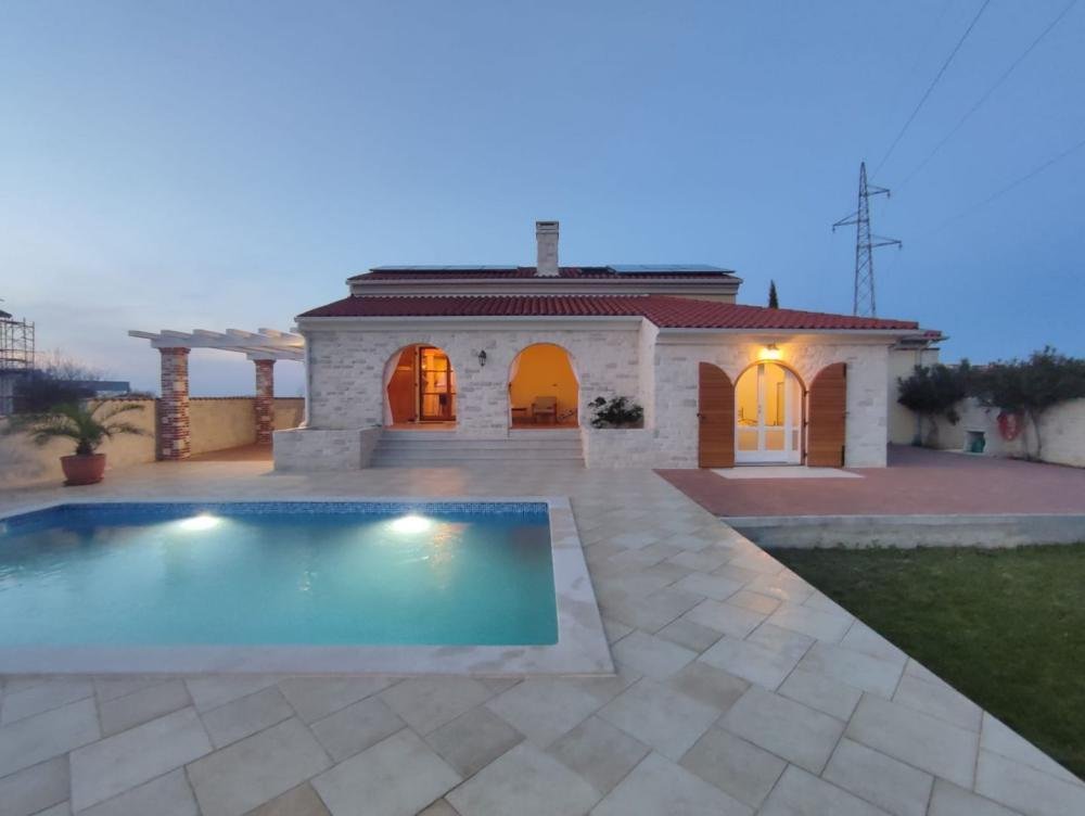 Villa in Brtonigla, Istria County, Croatia 4 - 12656878