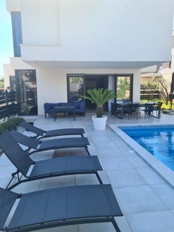Villa in Grad Pula, Istria County, Croatia 2 - 14008543