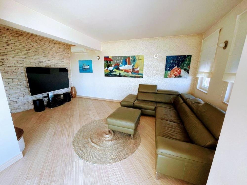 Villa in Grad Opatija, Primorje-Gorski Kotar County, Croatia 4 - 13882481