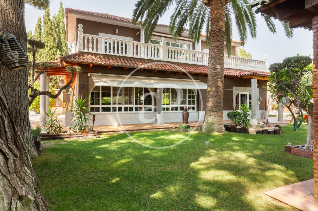 Villa in Elda, Valencian Community, Spain 2 - 15158557