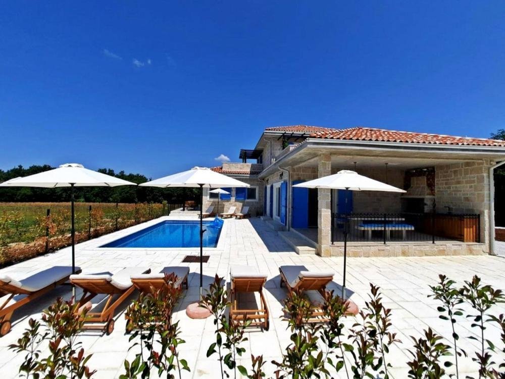 Villa in Kanfanar, Istria County, Croatia 3 - 14087961