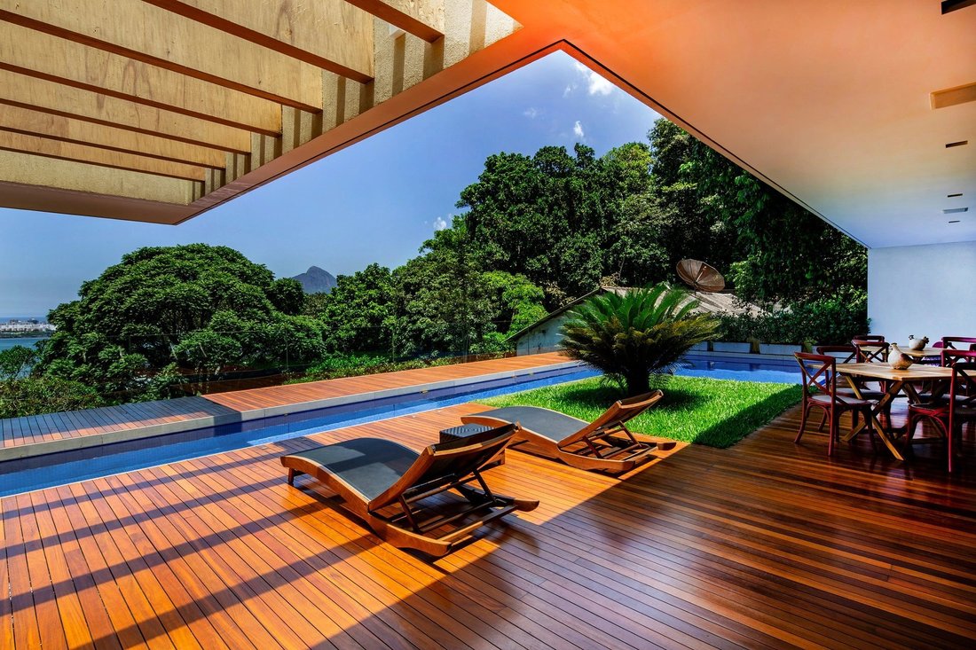 Villa in Rio de Janeiro, State of Rio de Janeiro, Brazil 4 - 10449682