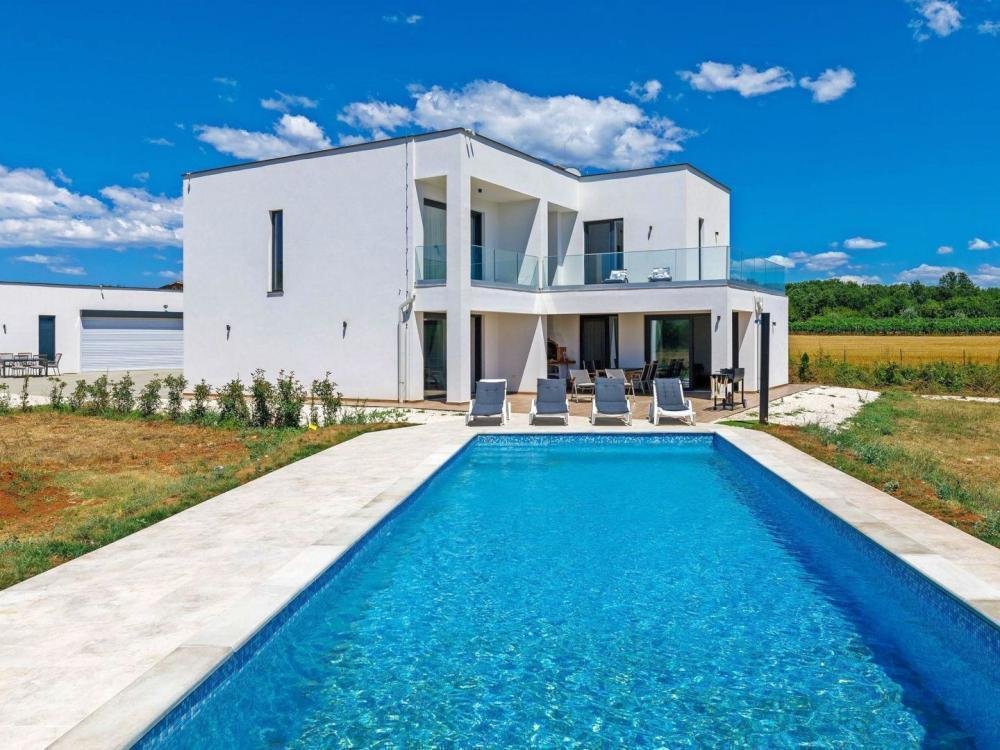 Villa in Marcana, Istria County, Croatia 2 - 12423602