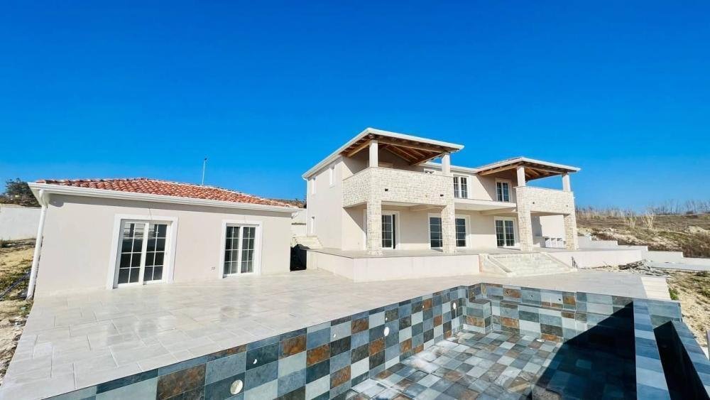 Villa in Vizinada, Istria County, Croatia 2 - 12509215