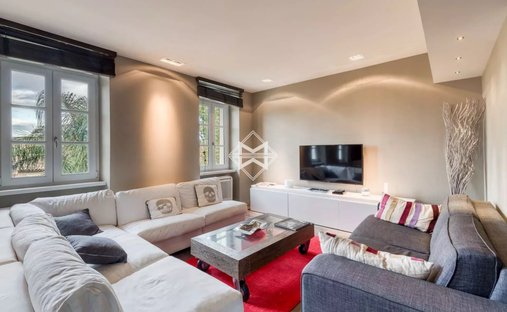 Apartamento en Zone Ouest Urbaine, San Tropez, Francia 1