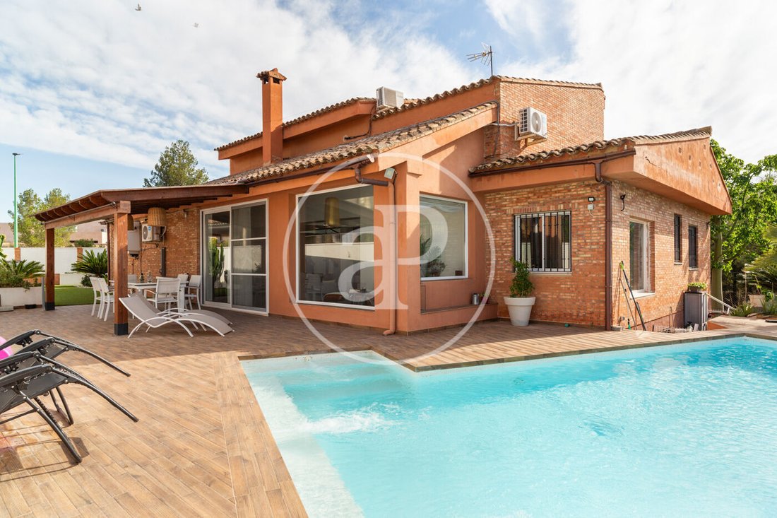 Villa in Riba-roja de Túria, Land Valencia, Spanien 2 - 15158611