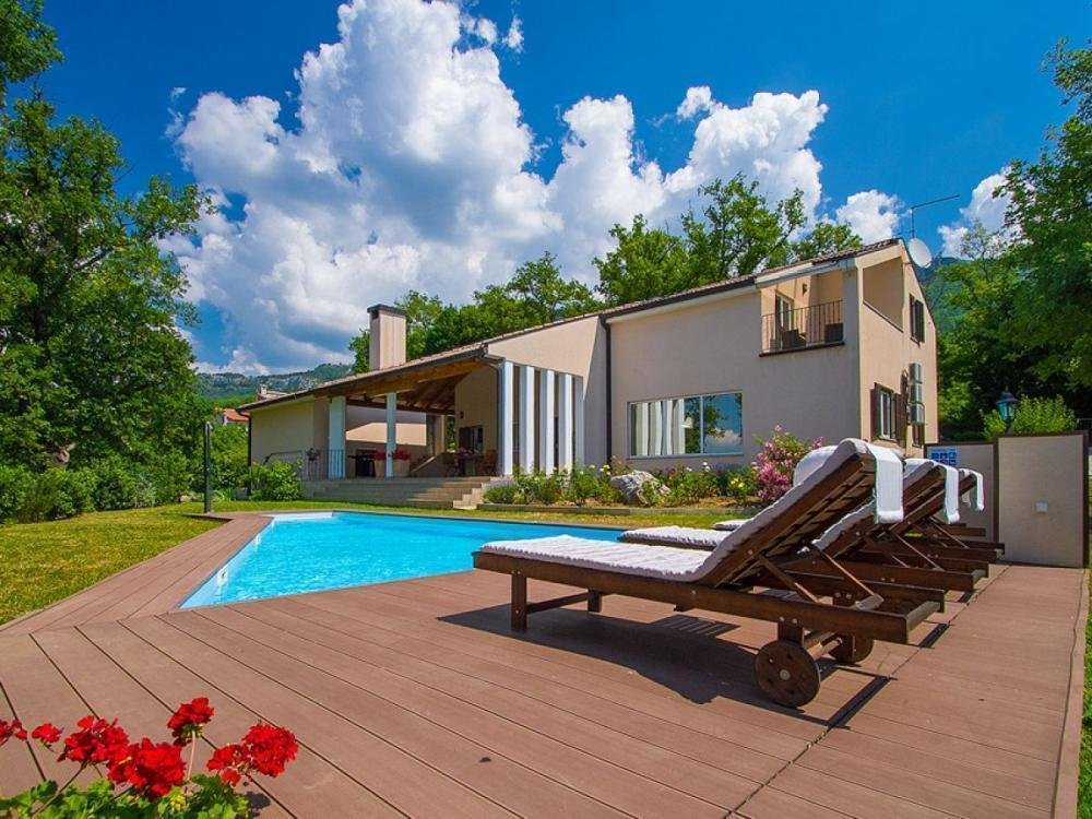 Villa in Grad Buzet, Istria County, Croatia 2 - 11937869