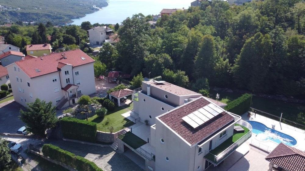 Villa in Grad Opatija, Primorje-Gorski Kotar County, Croatia 2 - 12439445