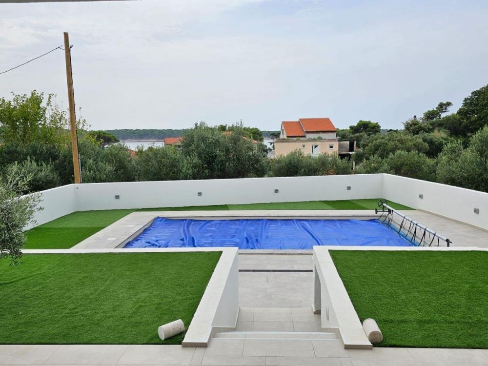 Villa in Banjol, Primorje-Gorski Kotar County, Croatia 3 - 13339583