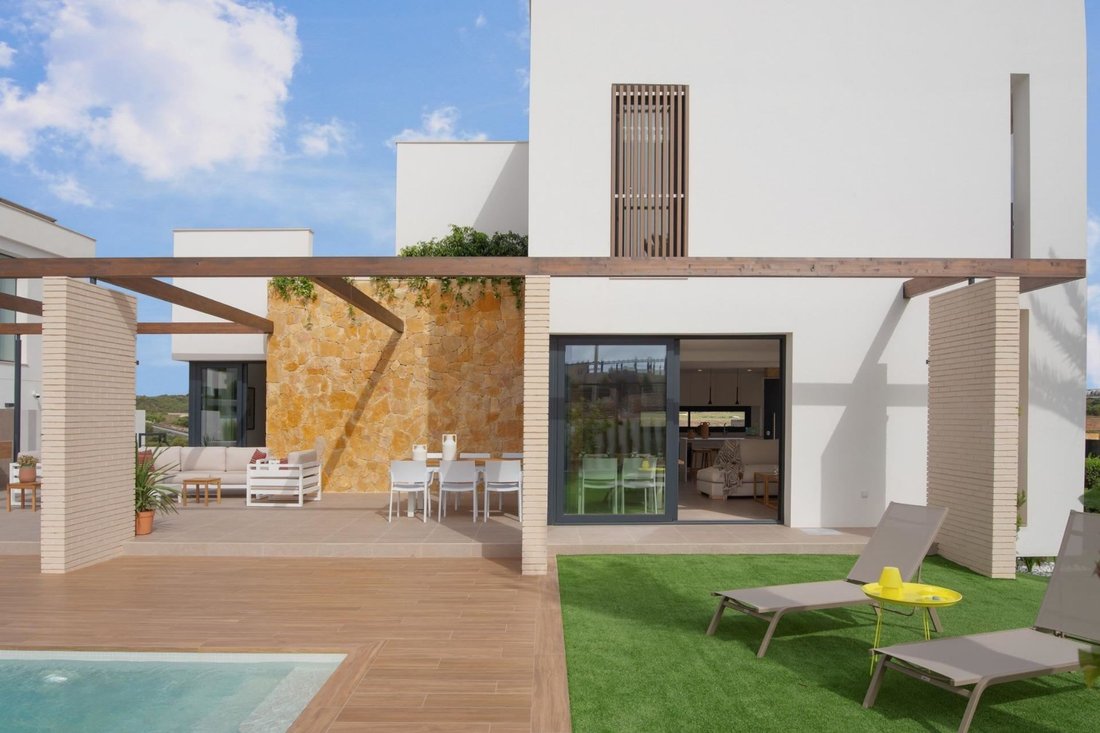 Villa in Orihuela, Valencian Community, Spain 3 - 15158045