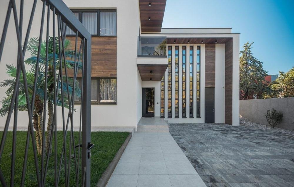 Villa in Umag, Istria County, Croatia 2 - 13965712