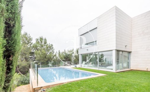 Villa in Chiva, Valencian Community, Spain 1
