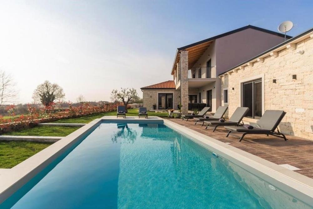 Villa in Porec, Istria County, Croatia 3 - 12936754